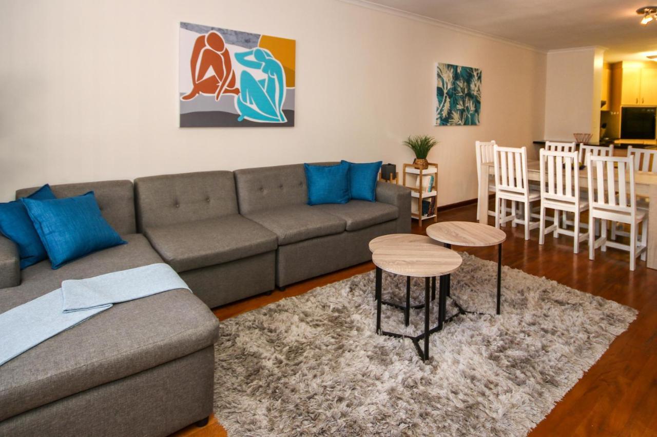 Holiday Home In Sea Point, Fresnaye Kapstaden Exteriör bild